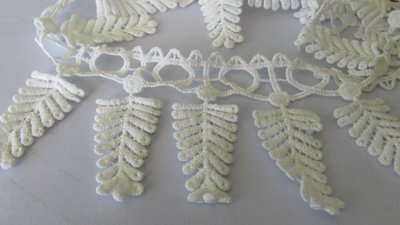 Ivory - Fern Leaf Lace