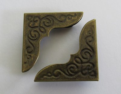 Bronze Corner Protectors 23mm x 4