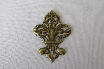 Bronze Filigree Fleur-de-lis