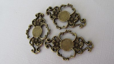 Antique Bronze Flower Joiner