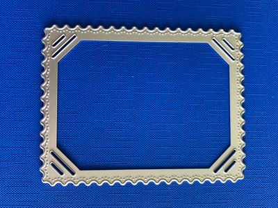 Inverted Scallop Photo Frame Die