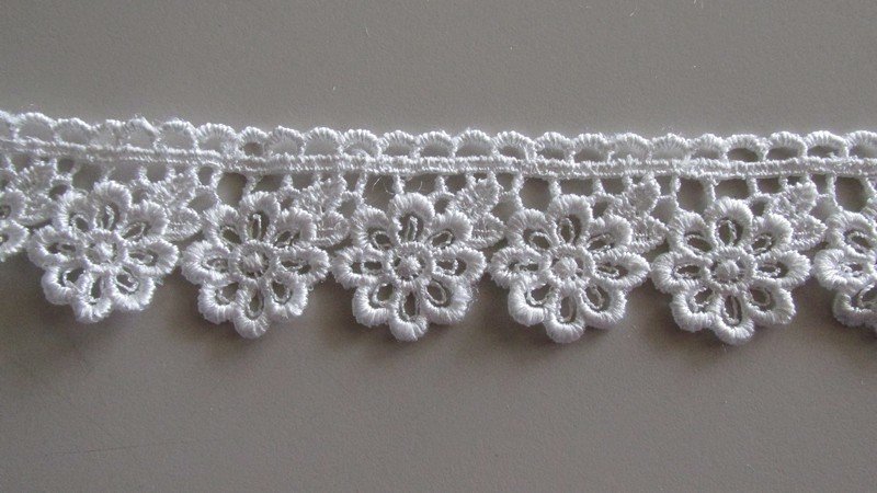Daisy Loop Lace