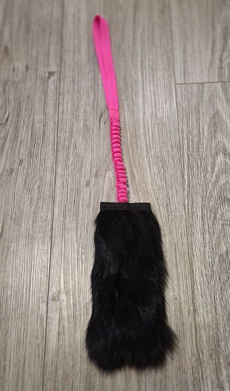 Leke med strikk og pip, rosa