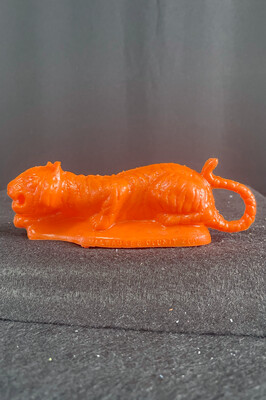 Milwaukee County Zoo orange souvenir Tiger plastic Mold-A-Rama figurine