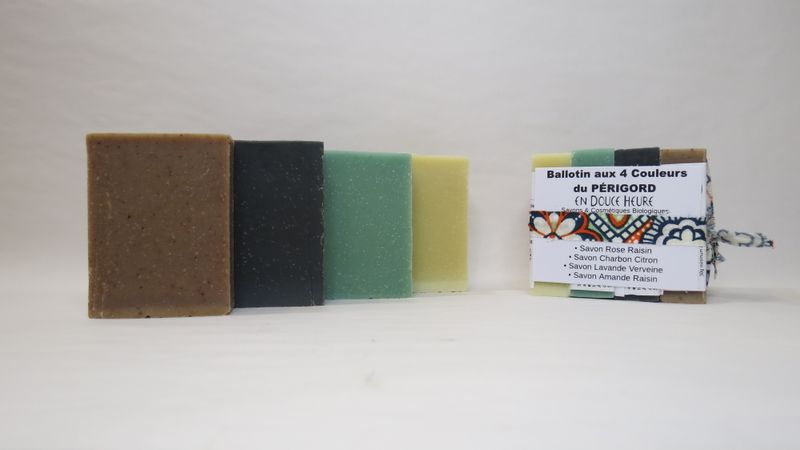 BALLOTIN aux 4 COULEURS du PÉRIGORD - 4 savons 50g BALLOTIN aux 4 COULEURS du PÉRIGORD - 4 savons 50g