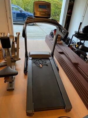 Matrix Fitness TF30 Folding Treadmill w/XR Console