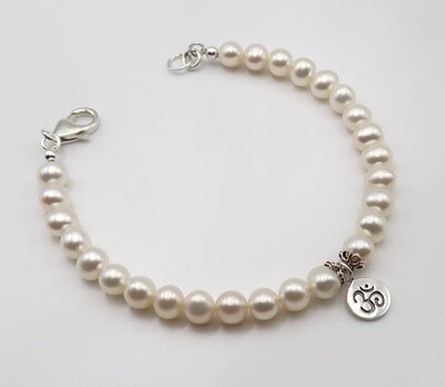 Om & Pearl Bracelet