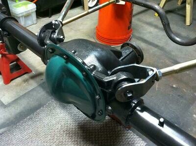 8.8 &amp; GM Triangulated Upper Axle Bracket