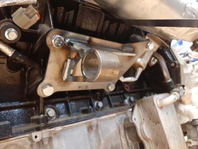 Engine Mount Kit; Godzilla 7.3, Raptor 6.2