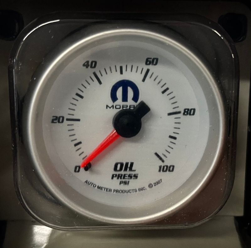 Auto Meter 880028 Mopar Series Mechanical Oil Pressure Gauge