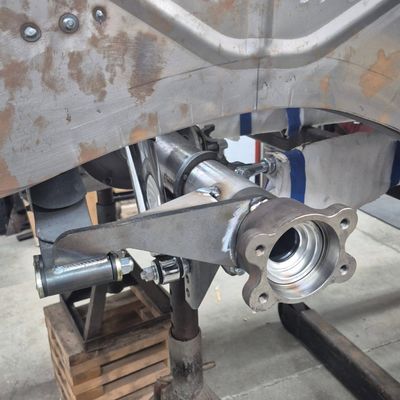 Rear Spring Hanger Kit