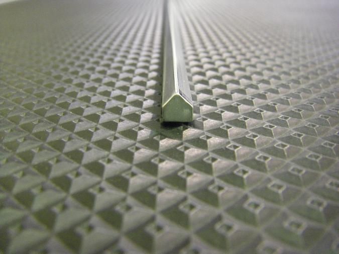 Accent Trim – Peaked, Polished