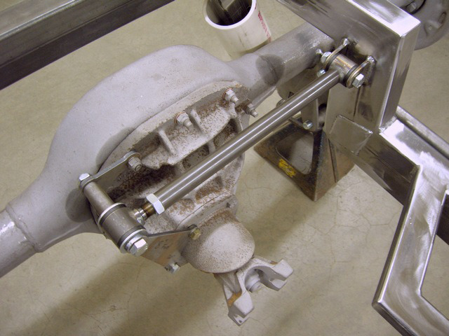 Rear Panhard Kit for 8" or 9" Ford, Pinion Mount