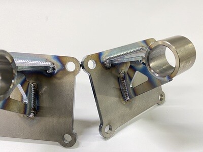 LT Engine Mount Kit, urethane bushed, universal