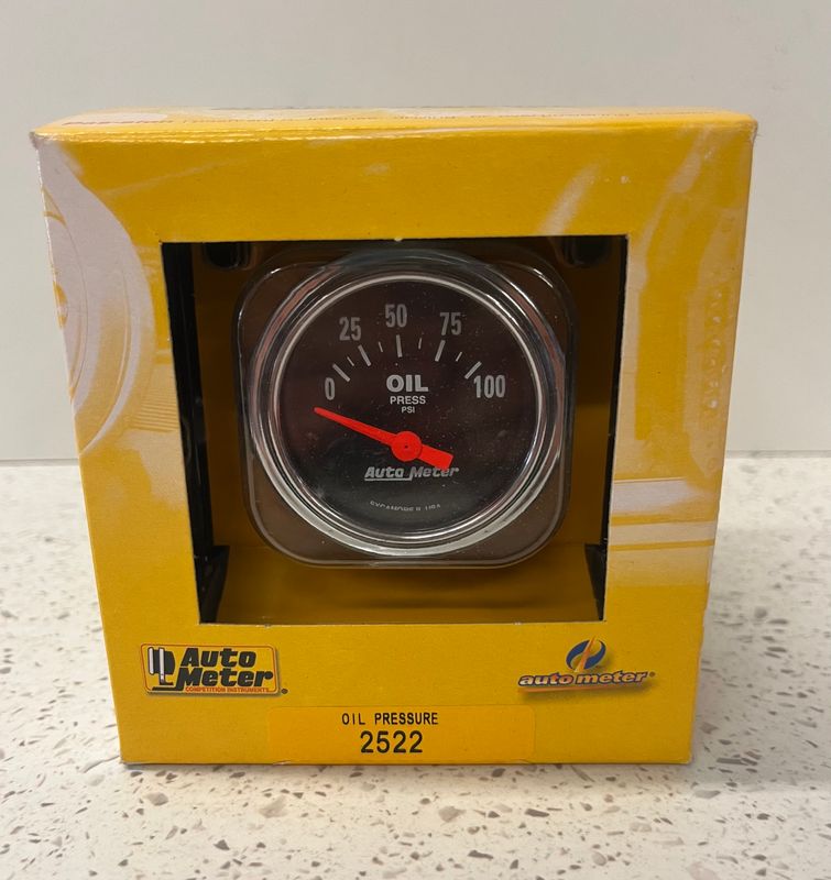 Auto Meter 2522 Traditional Chrome Electric Oil Pressure Gauge