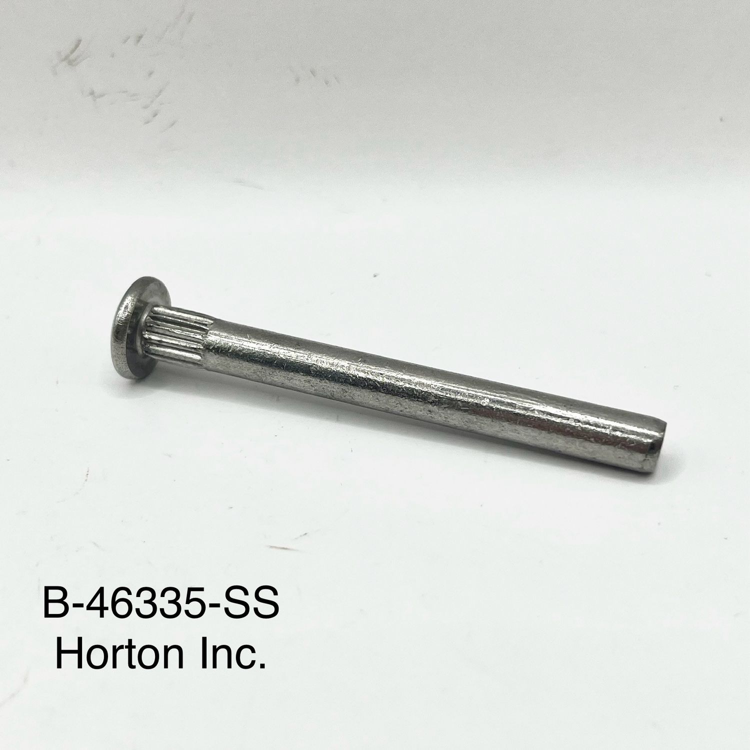 Hinge Pin, 32/48 passenger &amp; 32/52 pickup