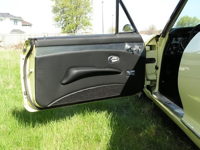 Fiberglass Armrest – Coupe