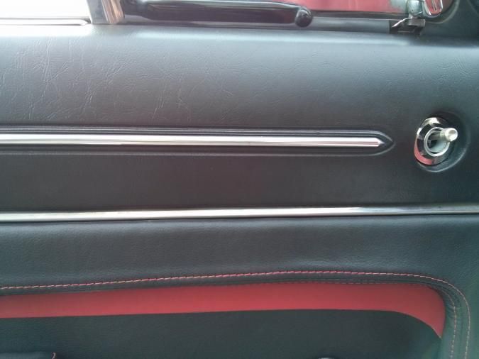 Accent Trim – Half Round, Polished