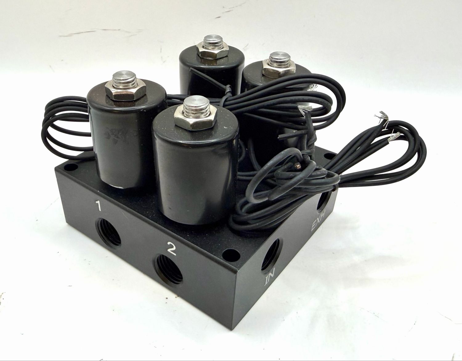 Manifold for Air Ride, 2 Corner, 4 Valve