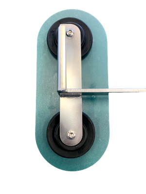 Plastic cover for side-mounted school bracket