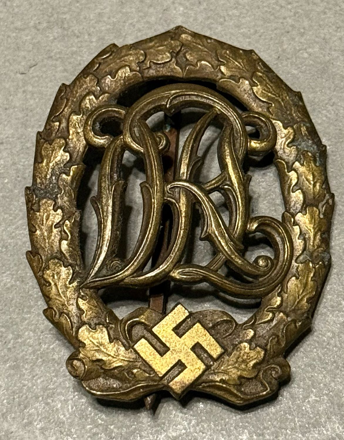 Z German Third Reich DRL Sports Badge In Bronze Deutscher Reichsbund für Leibesübungen *
