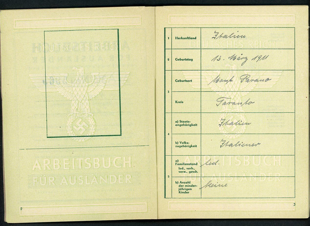 Z FACEBOOK AUCTION - German WW2 Arbeitsbuch Fur Auslander Foreign Worker Record Book Italian Man 1944, STARTING BID $25 *