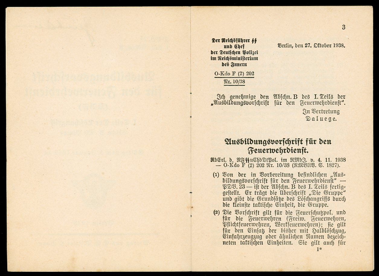 Z FACEBOOK AUCTION - German WW2 Fire Service Training Regulation Book Feuer Polizei 1938, STARTING BID $25 *
