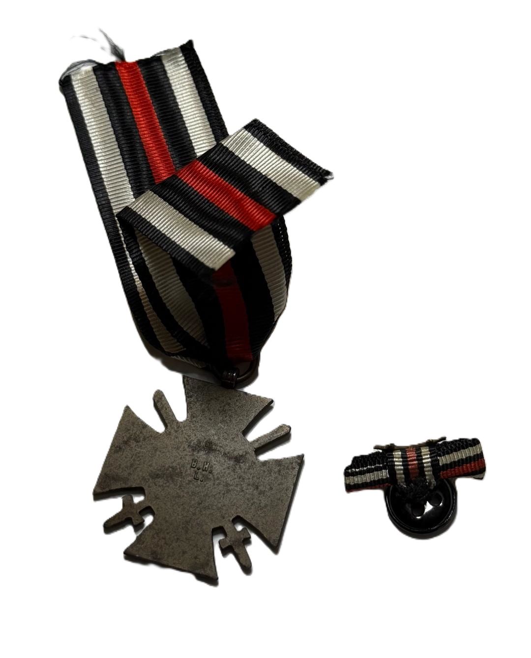 Z FACEBOOK AUCTION - German WW1 Hindenburg Cross w/ Swords Medal + Buttonhole Ribbon 2 Piece Lot, STARTING BID $15*