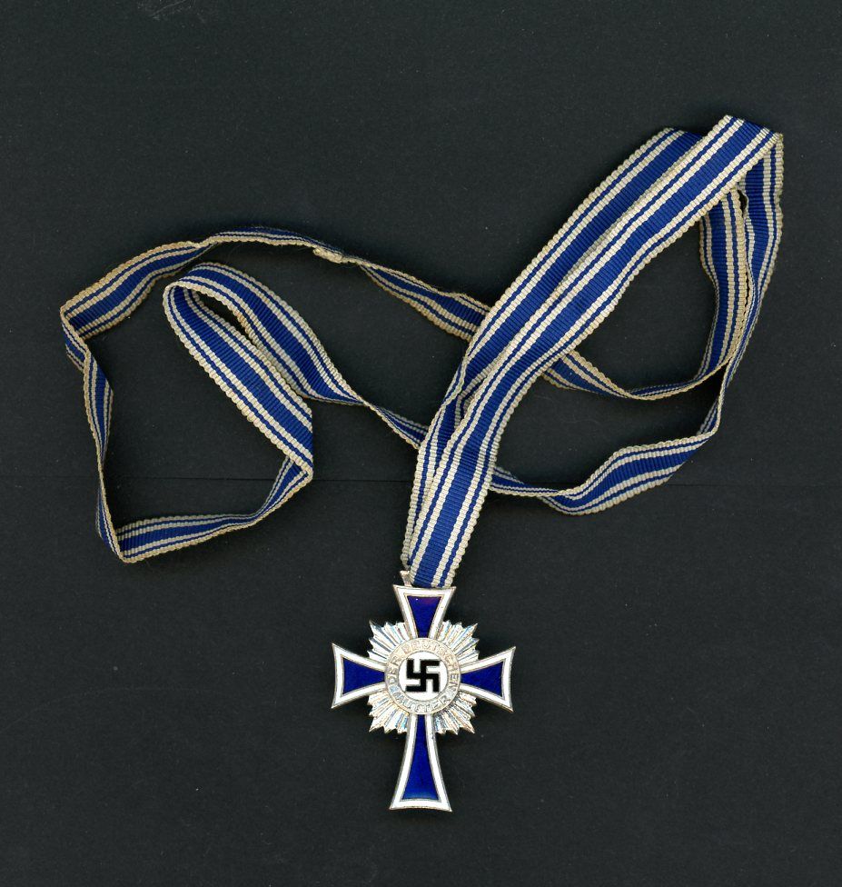 Z German Mother&#39;s Cross In Silver with Ribbon*