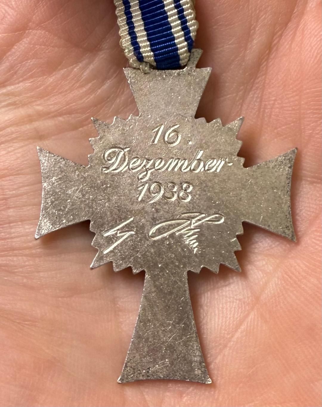 Z German Mother&#39;s Cross In Silver with Ribbon*