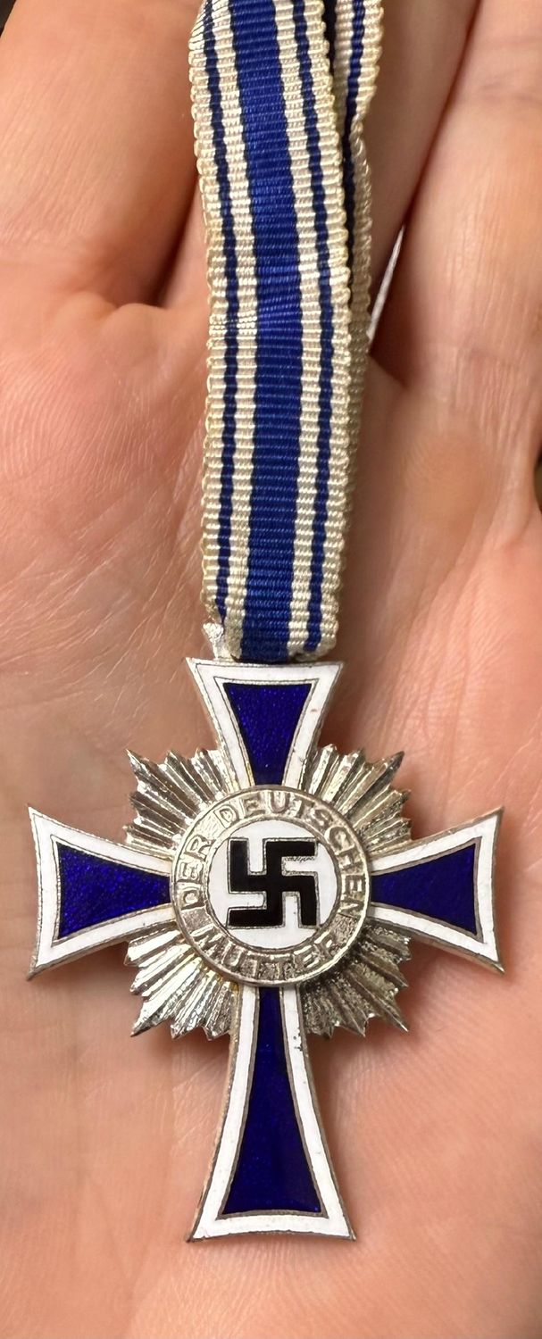 Z German Mother&#39;s Cross In Silver with Ribbon*