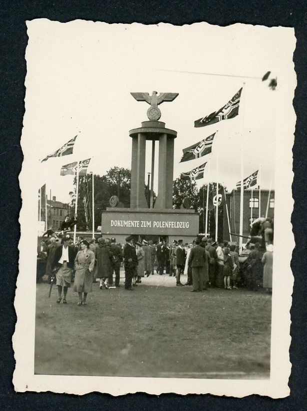 Z FACEBOOK AUCTION - German WW2 Photo Large Eagle Swastika Display &amp; Flags Marked As ​DOKUMENTE ZUM POLENFELDZUG, STARTING BID $5 *