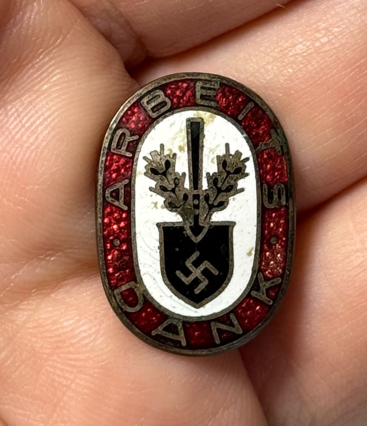 Z FACEBOOK AUCTION - German RAD Arbeits Dank Lapel Pin Reich Labor Service, STARTING BID $10 *