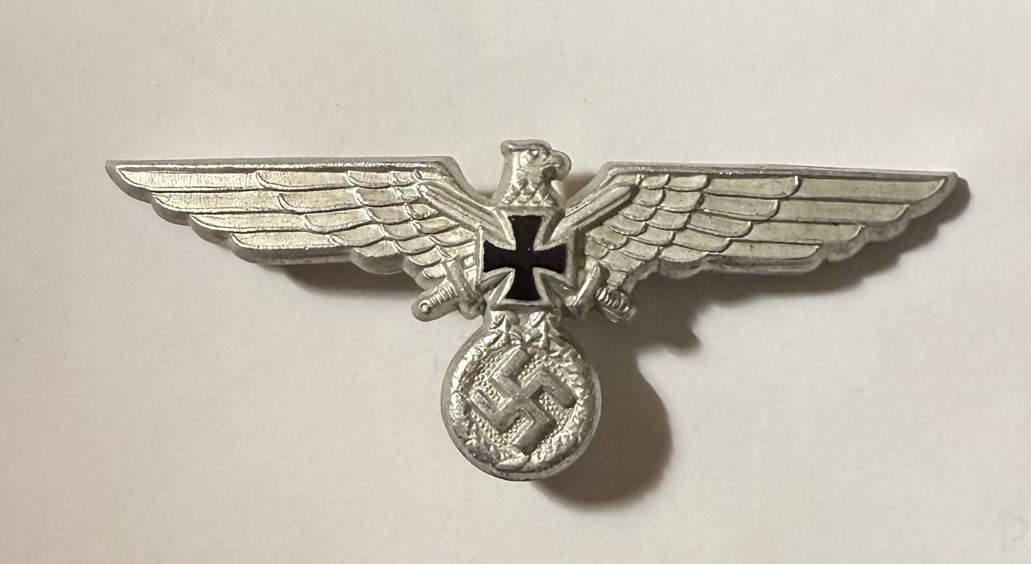 Z FACEBOOK AUCTION - German NSRKB Visor Cap Eagle Insignia Hat Badge Third Reich Veteran&#39;s Organization, STARTING BID $5 *