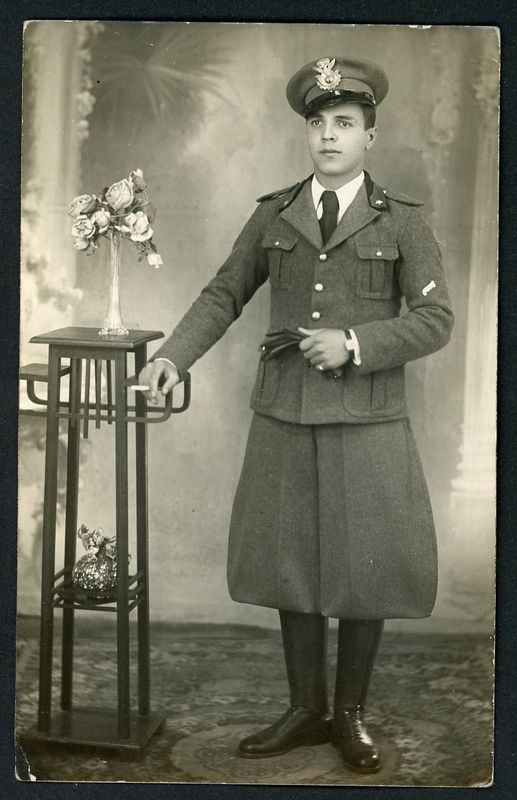 Italian Soldier Portrait Photo, 7th Royal Motor Transport Hat Badge, Puffy Bloused Uniform Trousers WW2 or Pre WW2 *