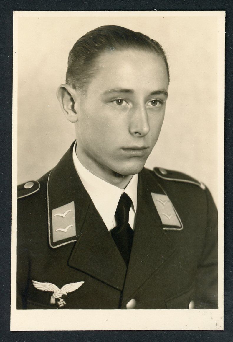 Z FACEBOOK AUCTION, Luftwaffe Soldier Portrait Photo with Most Interesting Cloth Breast Eagle On Uniform, STARTING BID $2 *