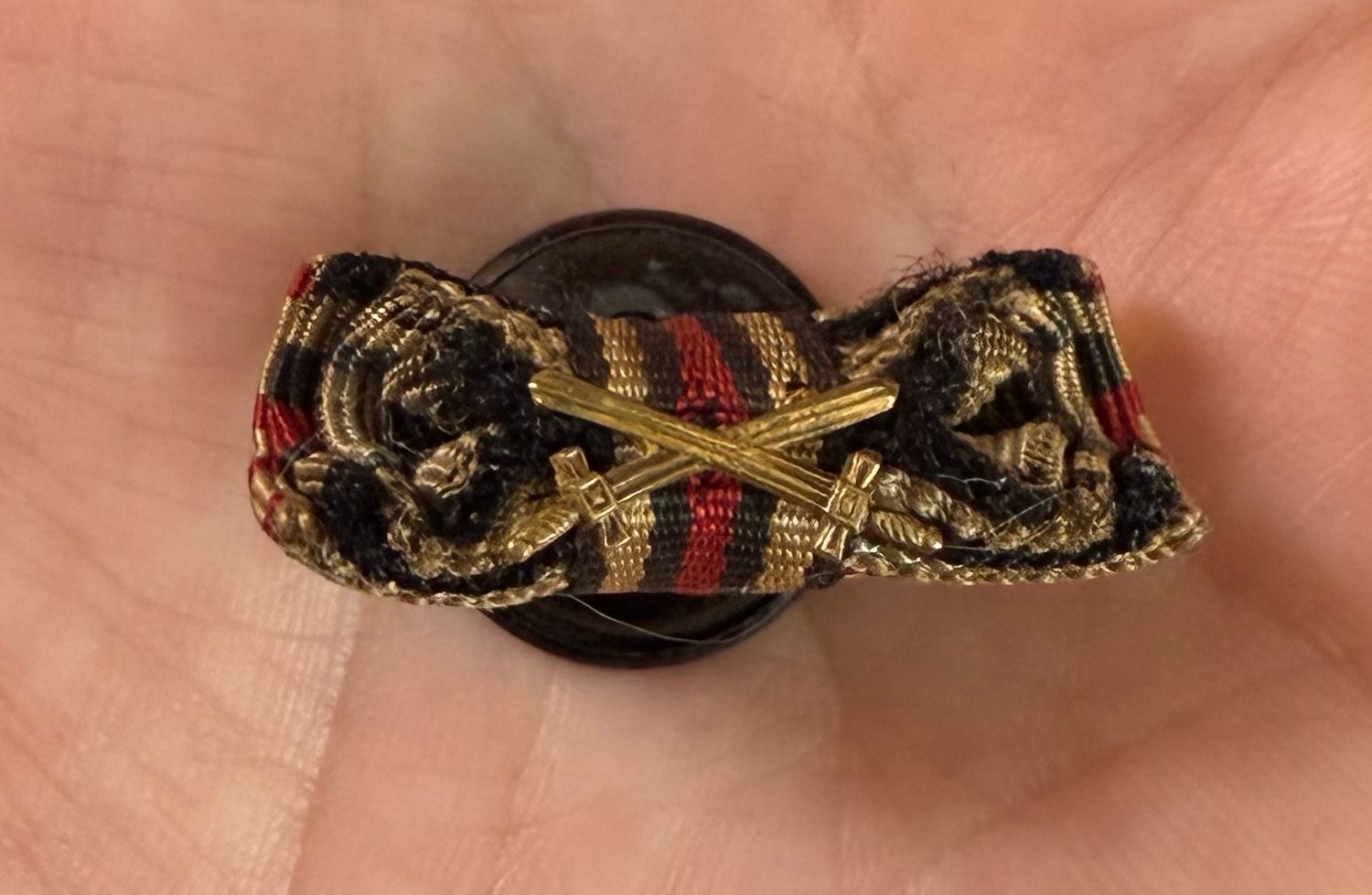 Z German WW1 Buttonaire 4 Ribbons EK2 Hindenburg Cross, Bavaria Austria Merit, Swords Button * (SOLD ON EBAY)