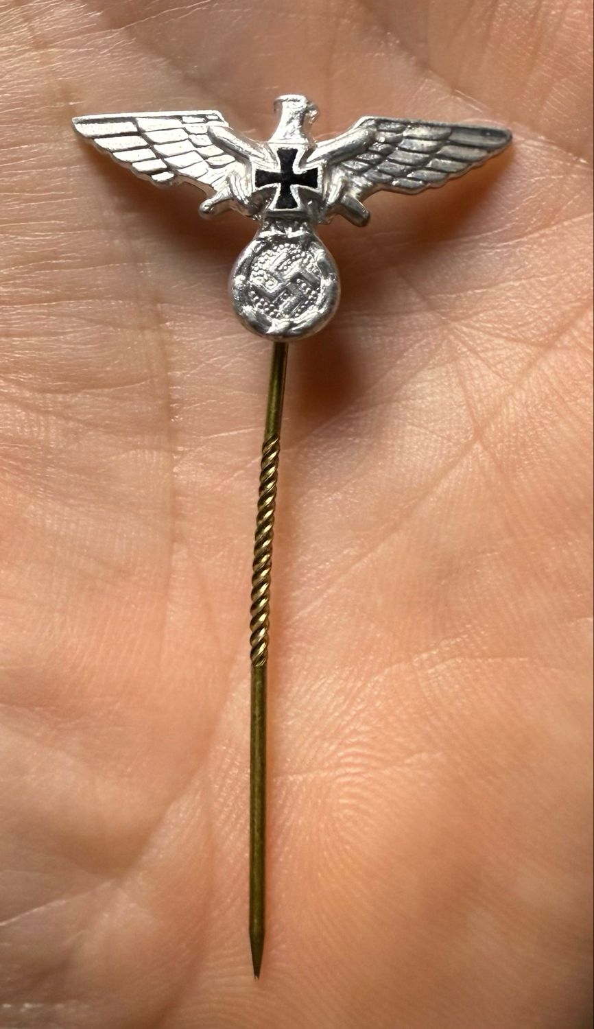 Z FACEBOOK AUCTION - NSRKB MEMBER&#39;S NATIONAL EAGLE LAPEL PIN Reichskriegerbund German Third Reich Stickpin - STARTING BID $5 *
