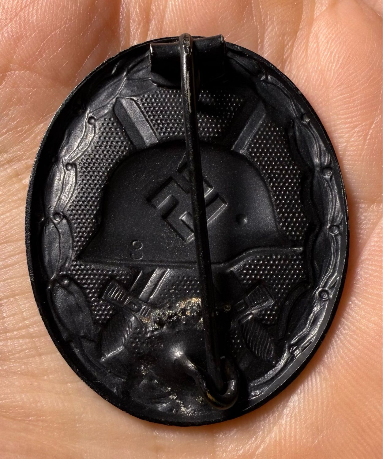 Z FACEBOOK AUCTION GERMAN WW2 BLACK WOUND BADGE $30 STARTING BID