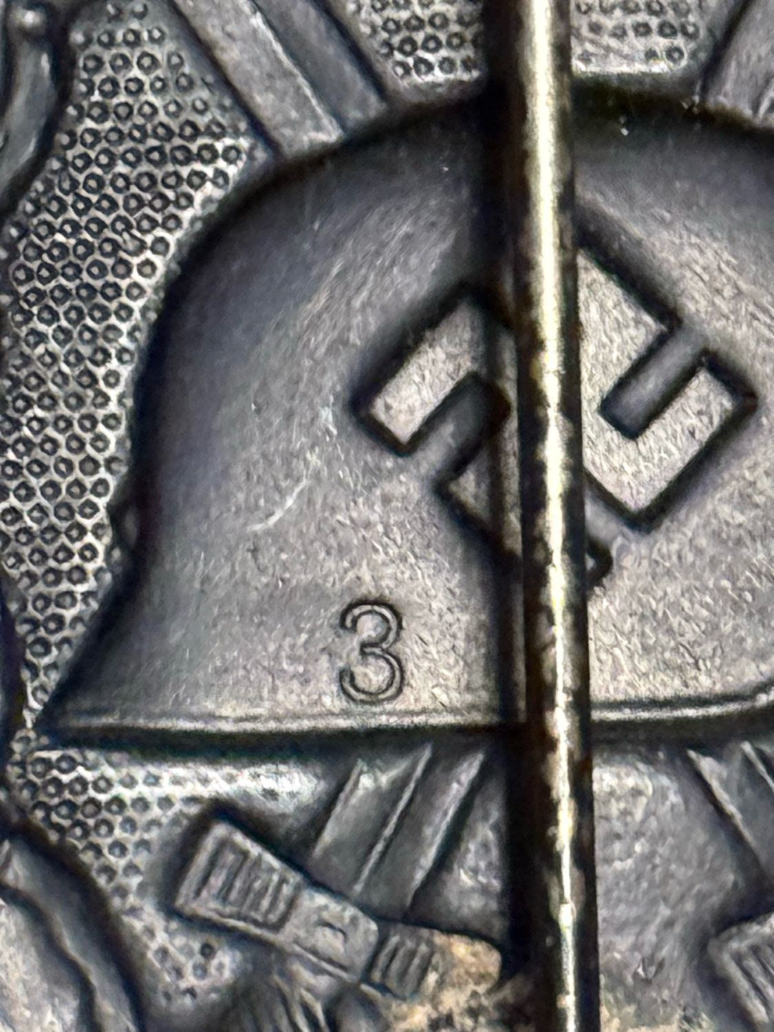 Z FACEBOOK AUCTION - German WW2 Black Wound Badge *