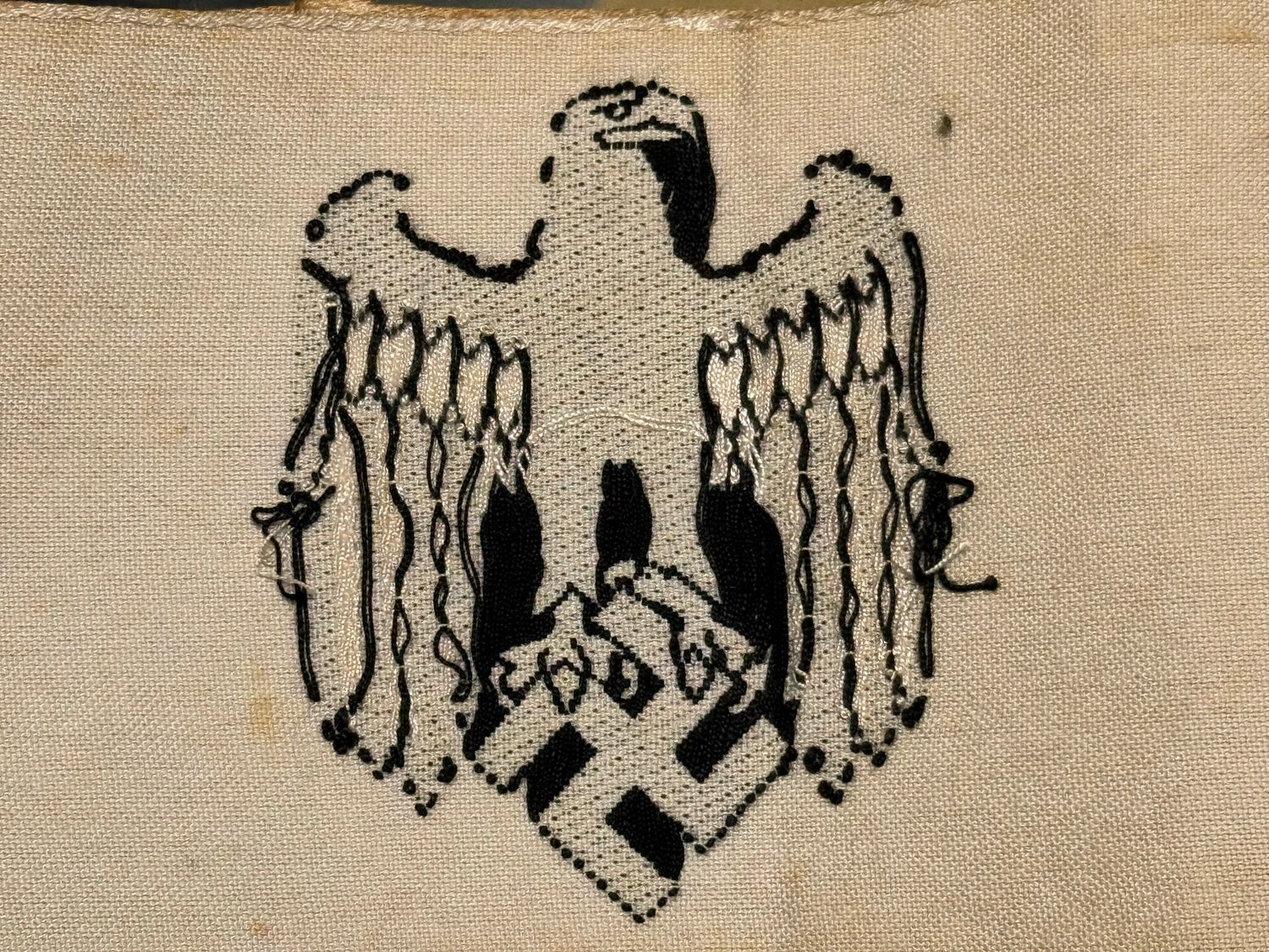 Z FACEBOOK AUCTION - German WW2 Wehrmacht Recruiter Armband *