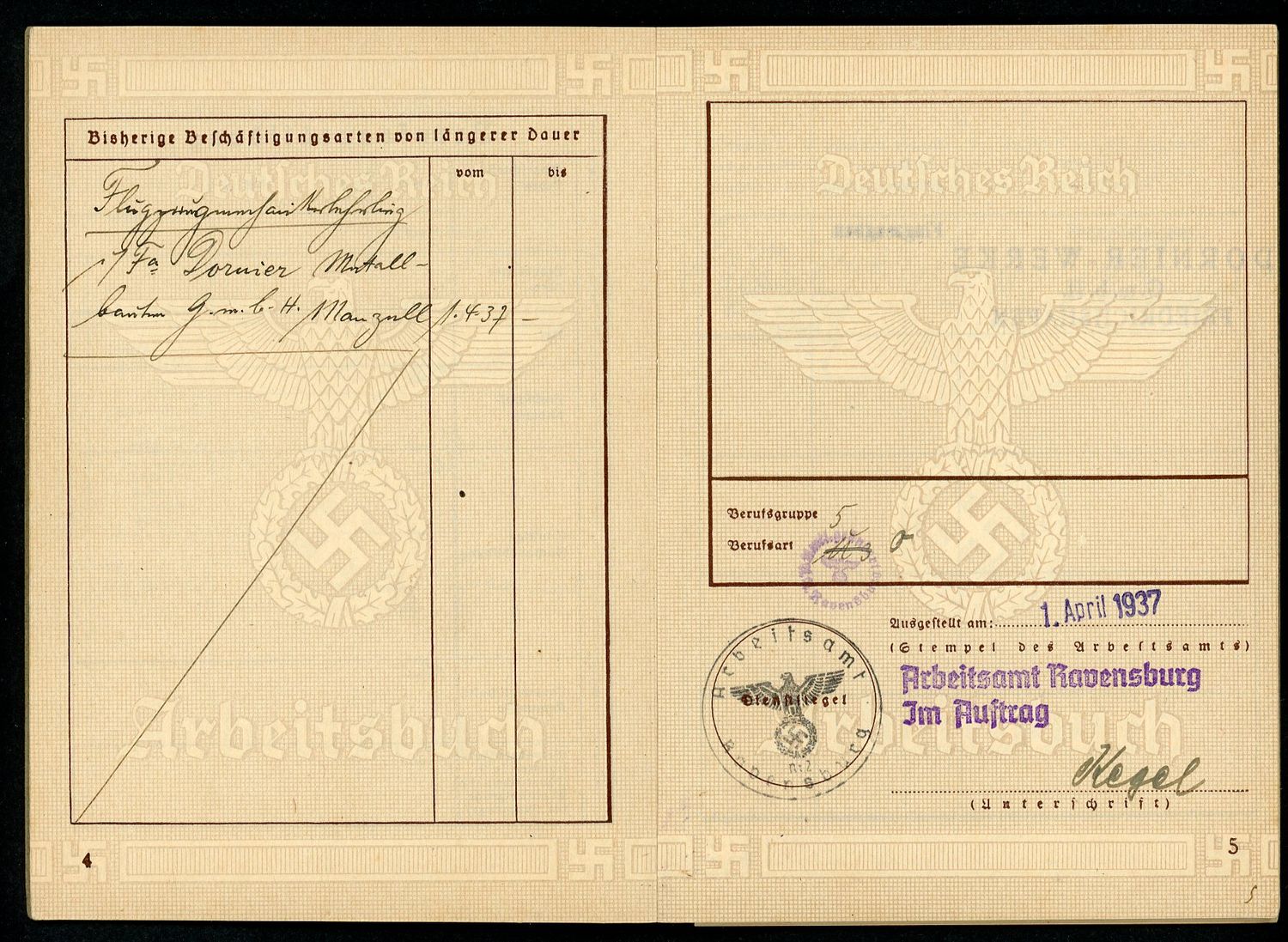 Z FACEBOOK AUCTION - 2ND PATTERN GERMAN WW2 ARBEITSBUCH, DORNIER FACTORY - STARTING BID $12 *