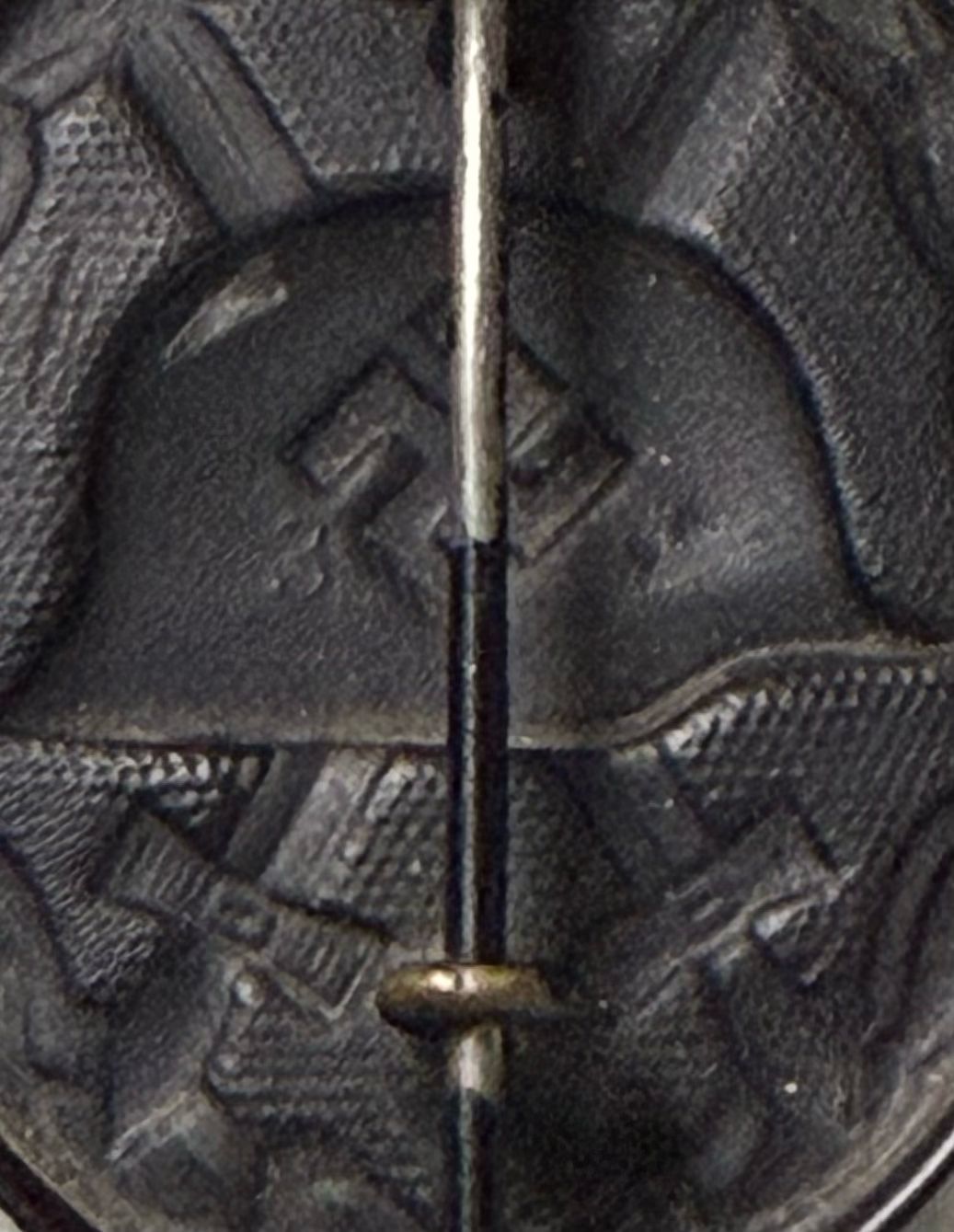 Z FACEBOOK AUCTION - German WW2 Black Wound Badge, Starting Bid $35 *