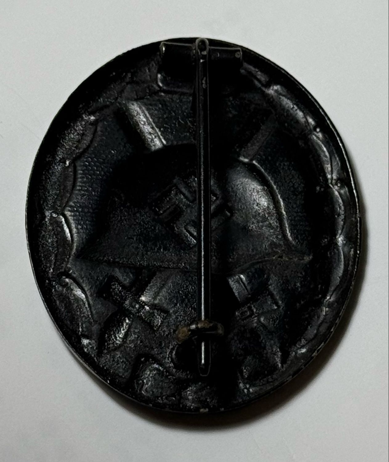 Z FACEBOOK AUCTION - German WW2 Black Wound Badge, STARTING BID $35 *