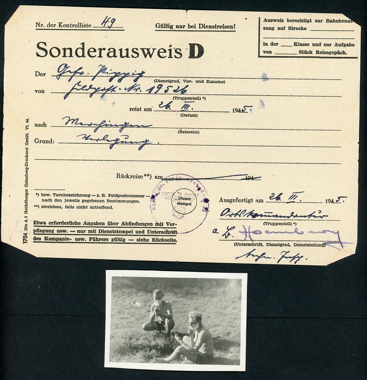 Z FACEBOOK AUCTION - German WW2 Soldier Wehrpass, 2nd Pattern, Nachrichten Unit, 1943-44, Promoted Twice + Document &amp; Photo, STARTING BID $35*