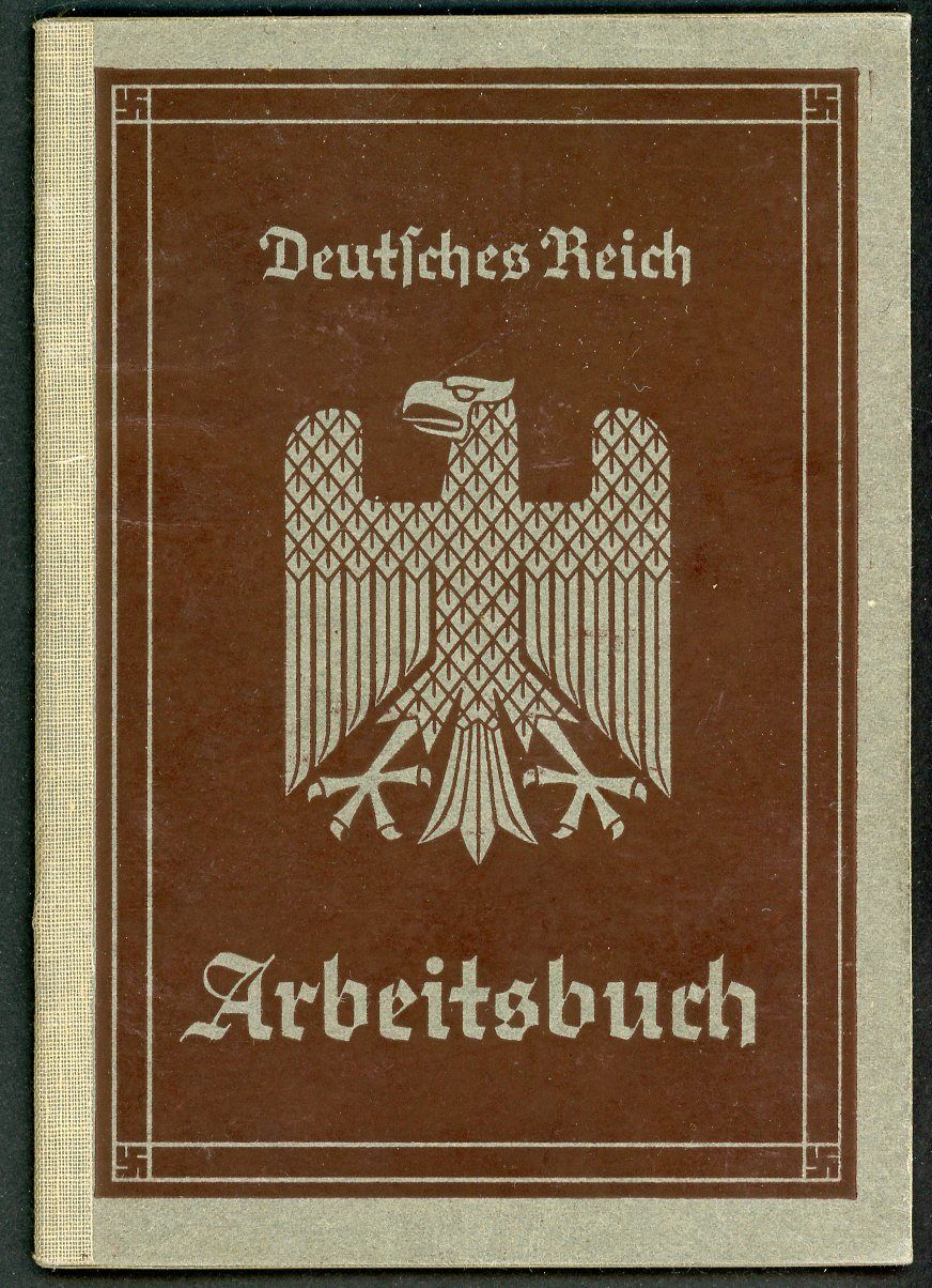 Z FACEBOOK AUCTION - 1st Pattern German Arbeitsbuch 10 Year Work History 1933 to 1943 WW2, STARTING BID $12 *