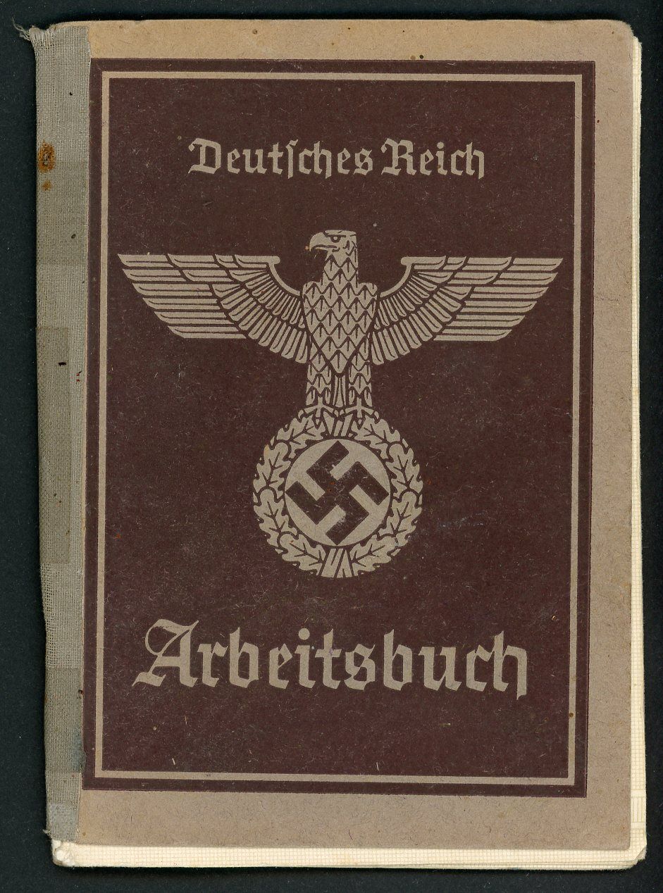 Z FACEBOOK AUCTION - GERMAN WW2 ARBEITSBUCH FOR POLISH SALES WOMAN &quot;NICHT REICHSDEUTSCHER&quot;, STARTING BID $12 *
