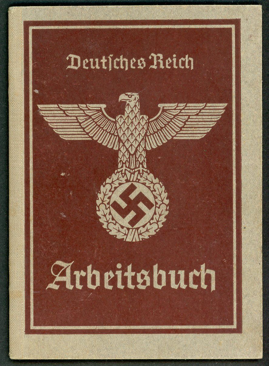 Z FACEBOOK AUCTION - 2nd Pattern German WW2 Arbeitsbuch For Teenager Working From 1940 - 1943, STARTING BID $12 *