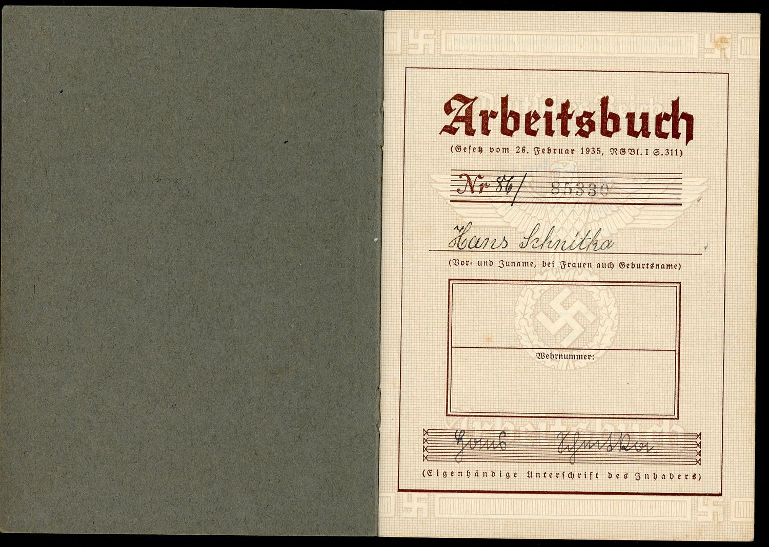 Z FACEBOOK AUCTION - 2nd Pattern German WW2 Arbeitsbuch For Teenager Working From 1940 - 1943, STARTING BID $12 *
