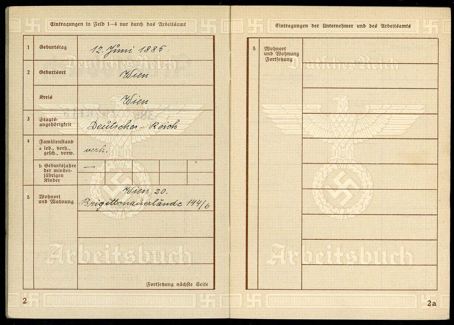 Z FACEBOOK AUCTION - German WW2 2nd Pattern Arbeitsbuch, Reinforced Concrete Worker, Entries Through Early 1946, STARTING BID $12 *